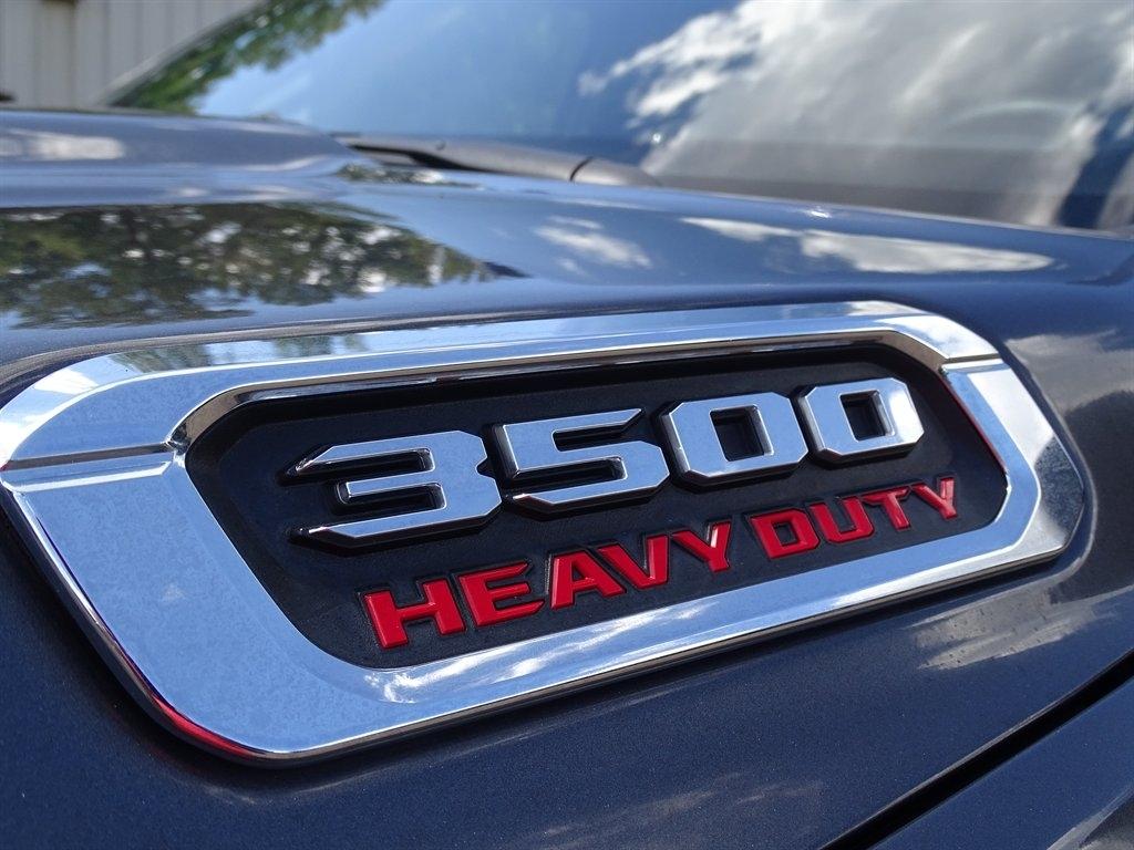 RAM 3500 Crew Cab 4WD DRW 2021