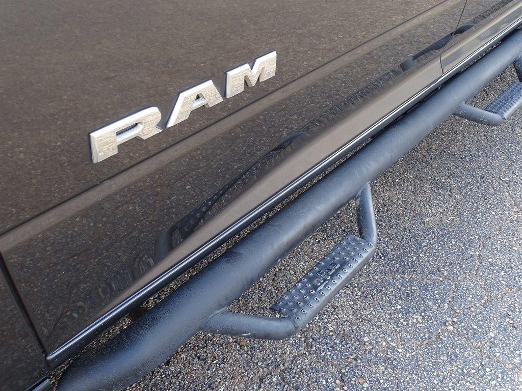 RAM 3500 Crew Cab 4WD DRW 2021