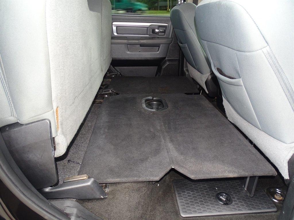 RAM 1500 SLT Crew Cab SWB 2WD 2015