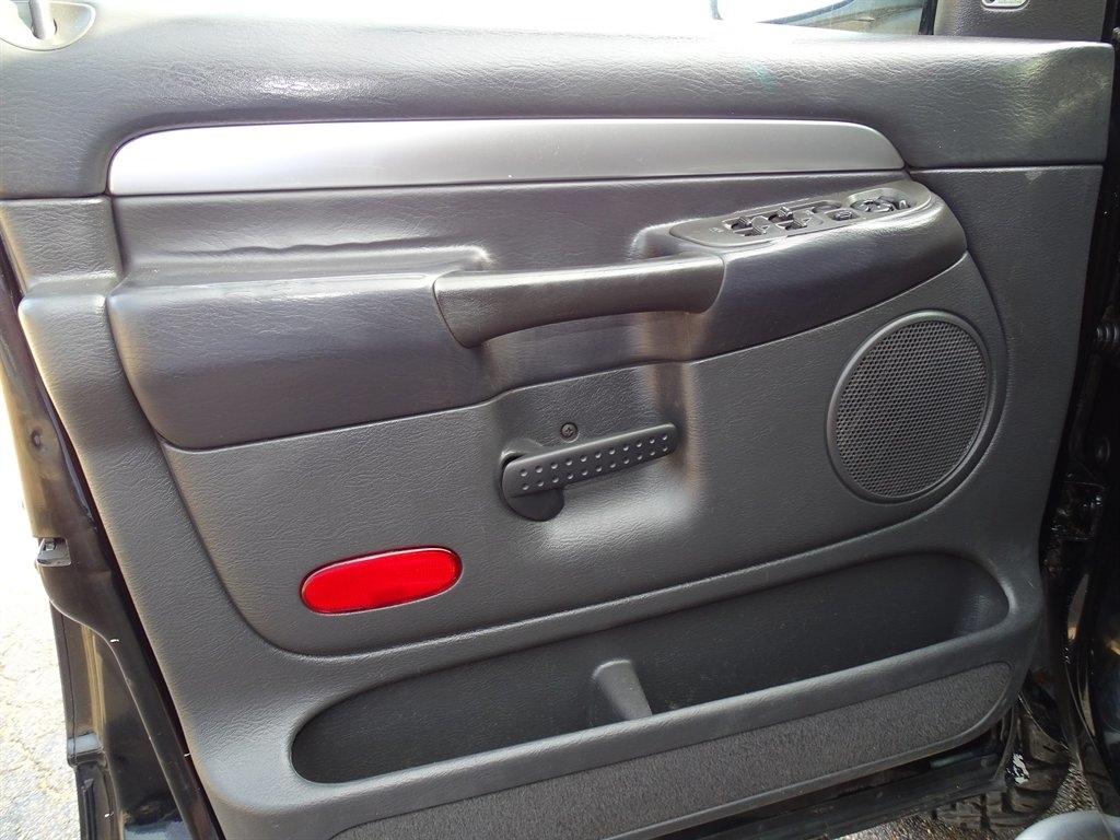 Dodge Ram 3500 Laramie Quad Cab Long Bed 4WD 2005