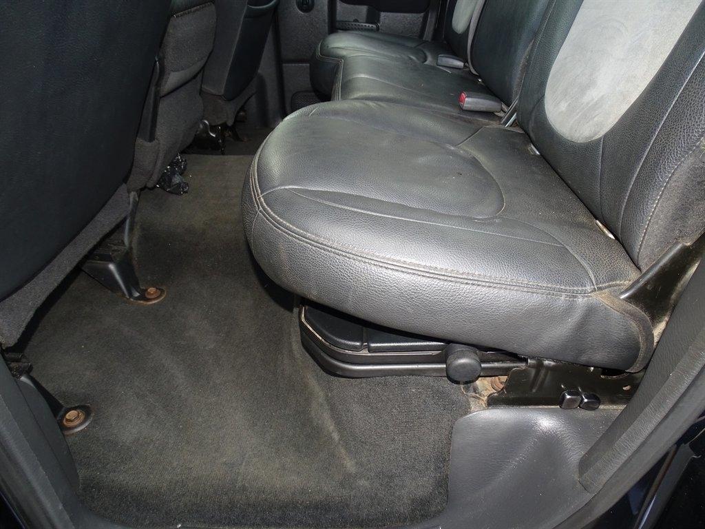 Dodge Ram 3500 Laramie Quad Cab Long Bed 4WD 2005