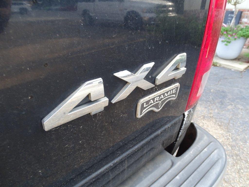 Dodge Ram 3500 Laramie Quad Cab Long Bed 4WD 2005