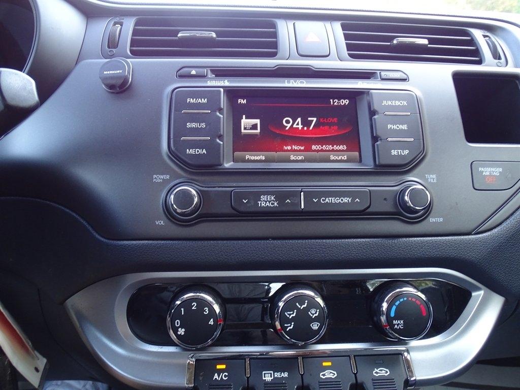 Kia Rio5 EX 2013