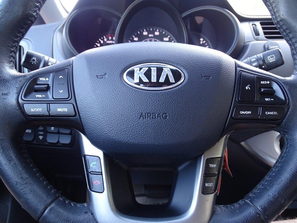 Kia Rio5 EX 2013