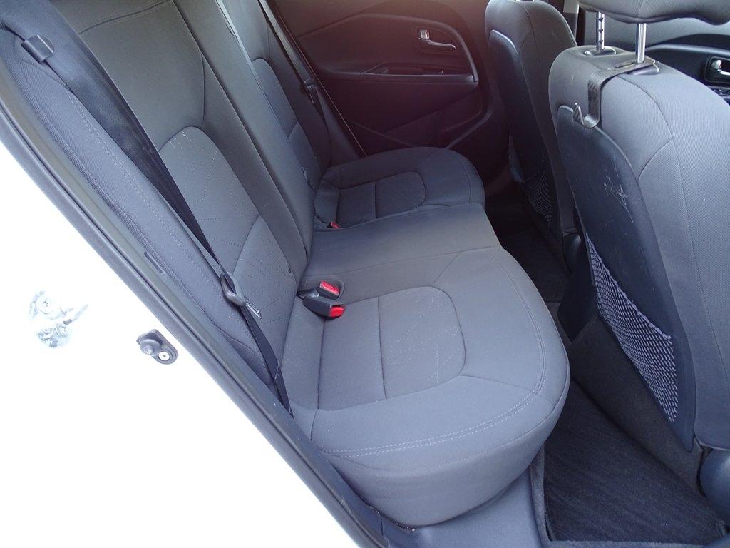 Kia Rio5 EX 2013
