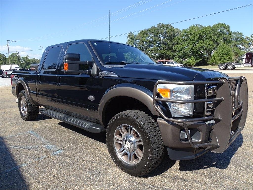Ford F-250 SD Lariat Crew Cab 4WD 2016