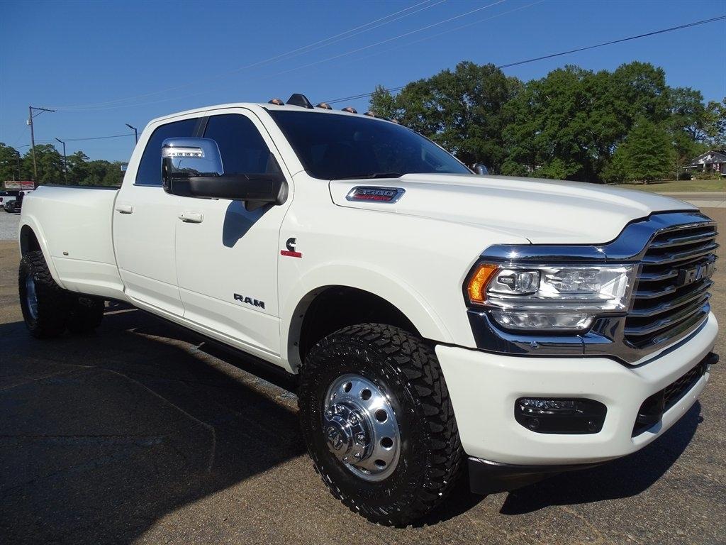 RAM 3500 Longhorn Crew Cab LWB 4WD DRW 2024