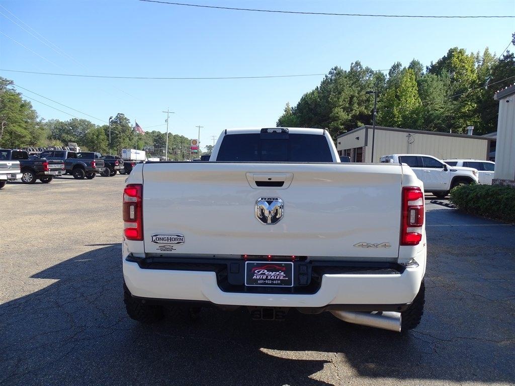RAM 3500 Longhorn Crew Cab LWB 4WD DRW 2024