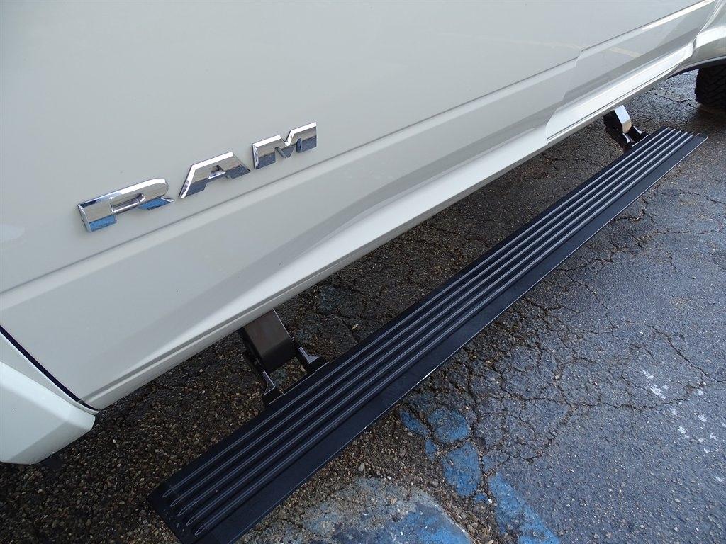 RAM 3500 Longhorn Crew Cab LWB 4WD DRW 2024