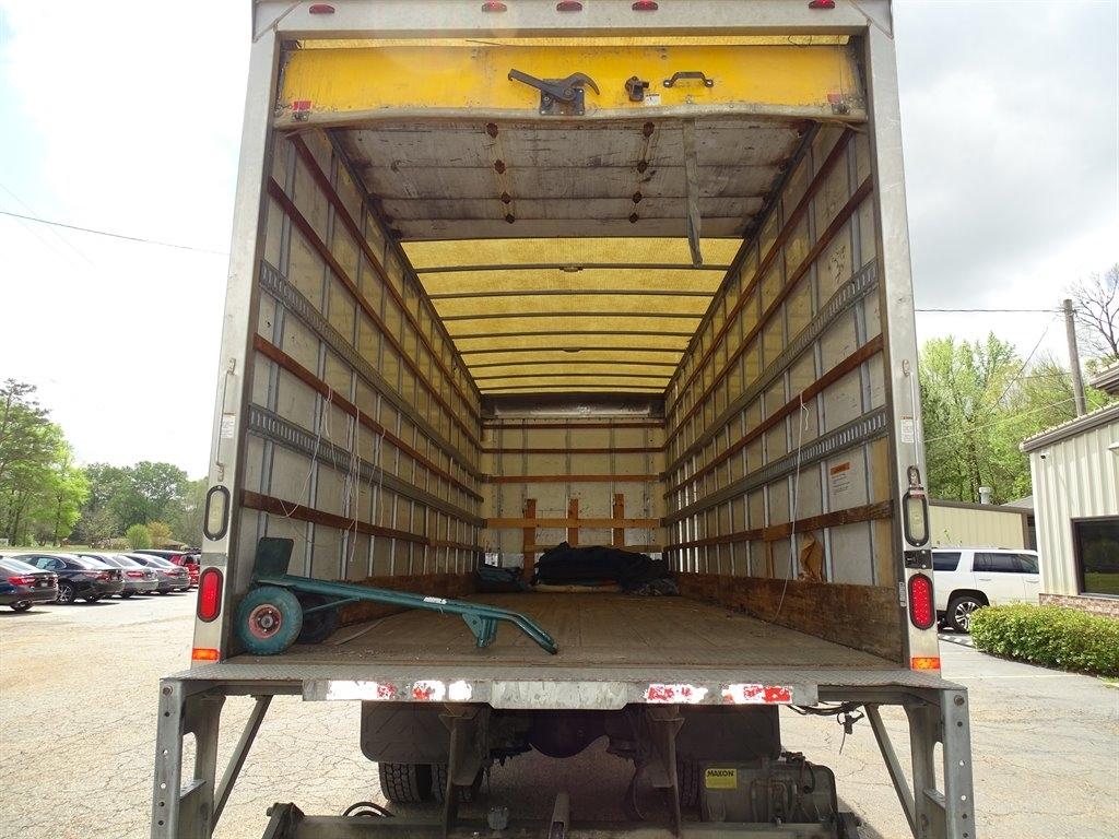 Freightliner M2 106  2014
