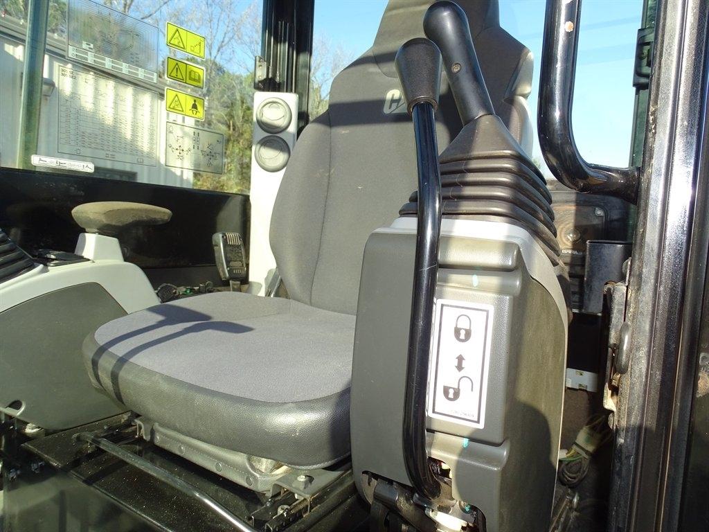 Caterpillar Mini Excavator  2021