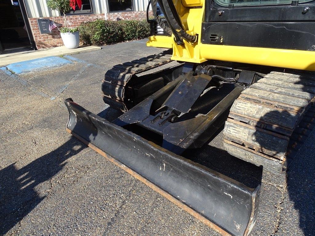 Caterpillar Mini Excavator  2021