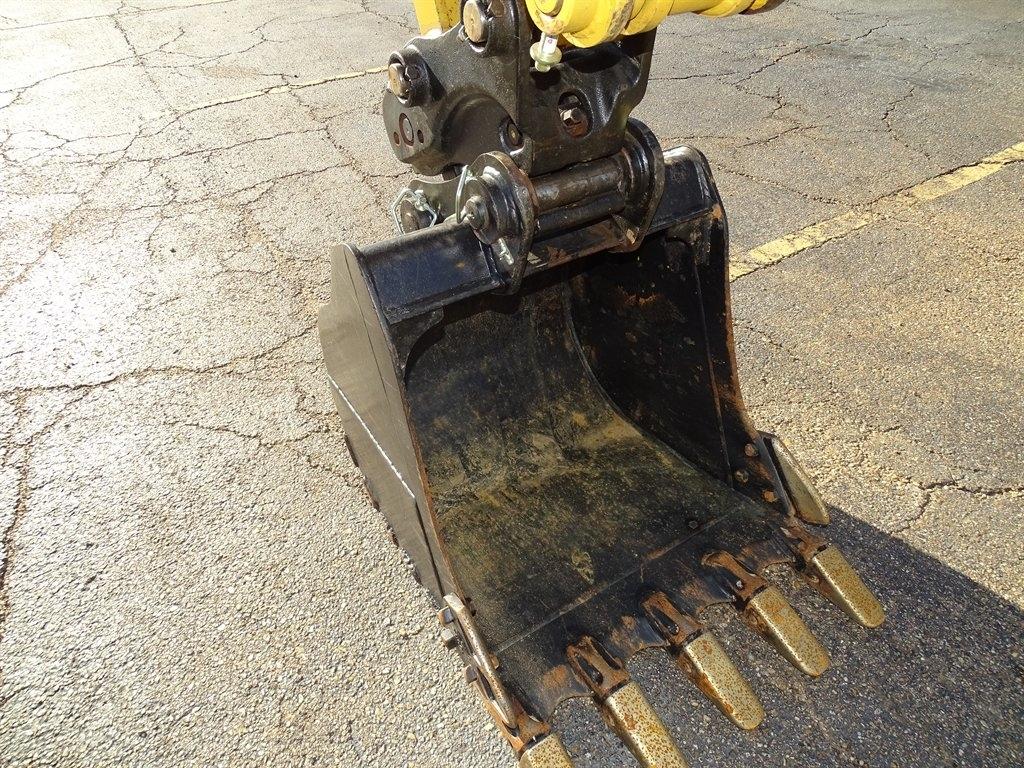 Caterpillar Mini Excavator  2021