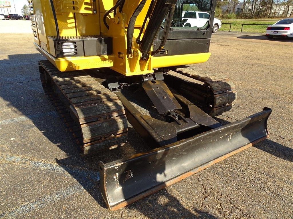 Caterpillar Mini Excavator  2021