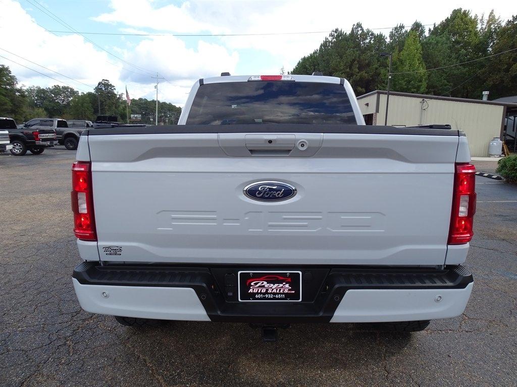 Ford F-150 XLT SuperCrew 5.5-ft. Bed 4WD 2022