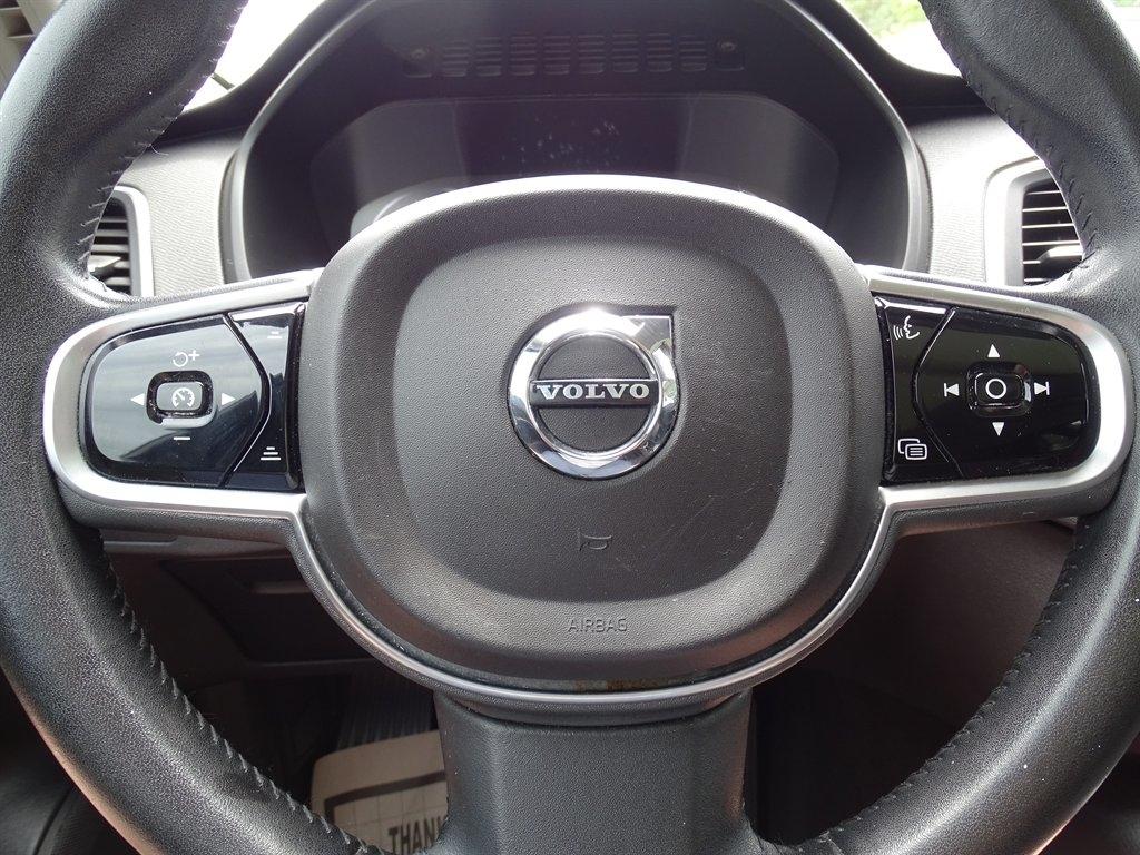 Volvo XC90 T6 Momentum AWD 2019