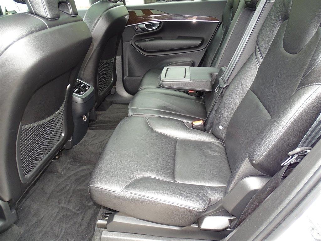 Volvo XC90 T6 Momentum AWD 2019