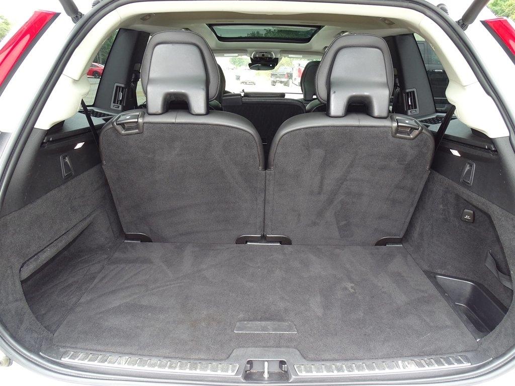 Volvo XC90 T6 Momentum AWD 2019