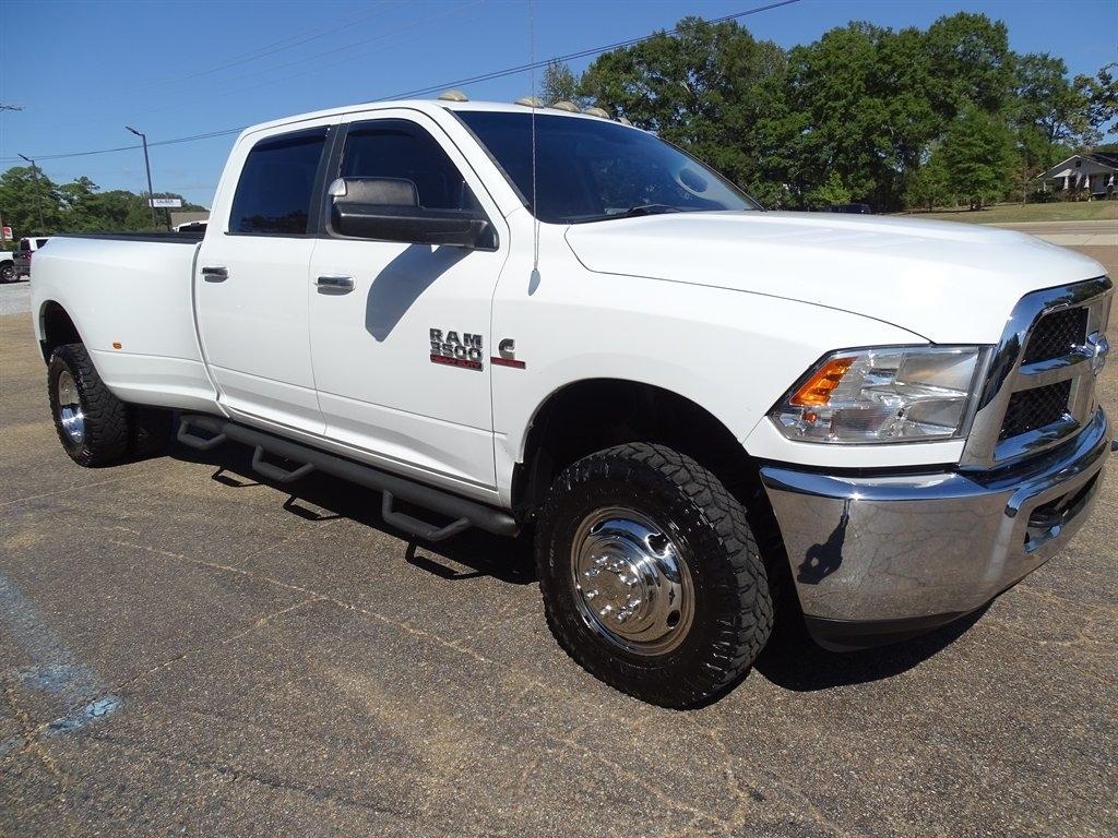 RAM 3500 SLT Crew Cab LWB 4WD DRW 2013