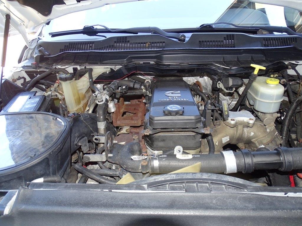 RAM 3500 SLT Crew Cab LWB 4WD DRW 2013