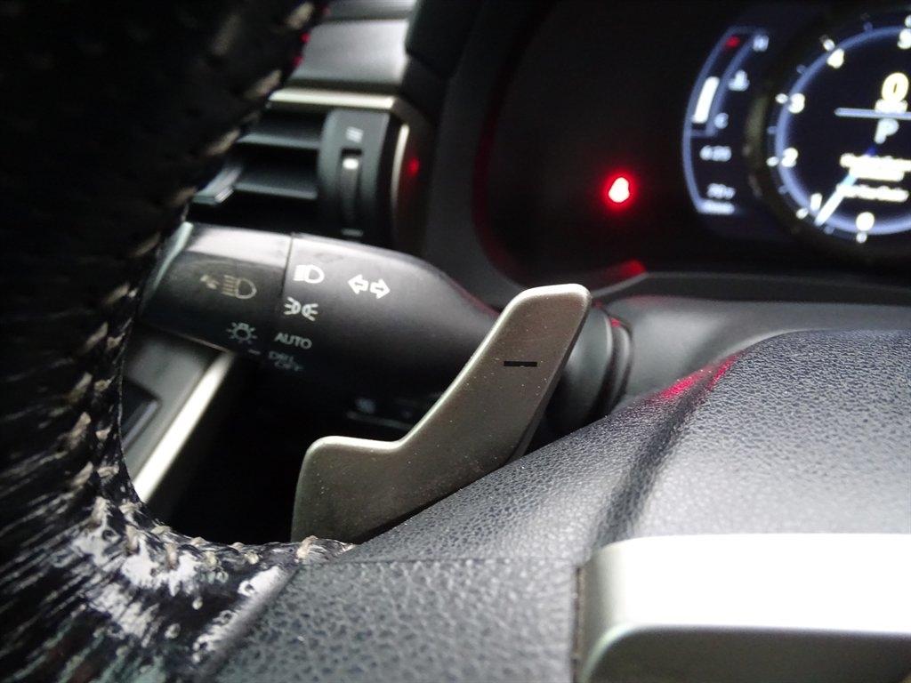 Lexus IS 300 RWD 2019