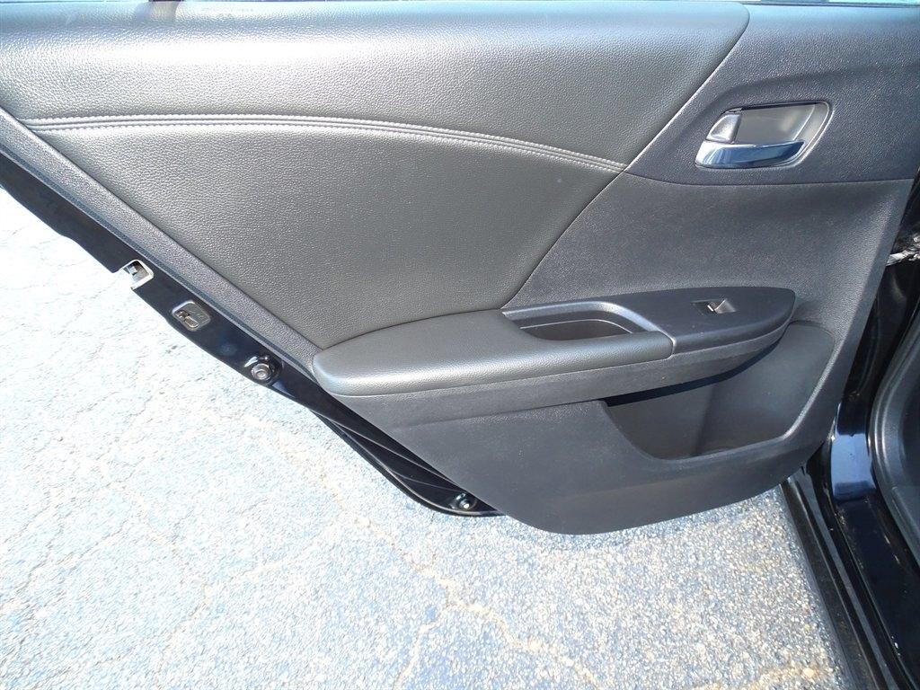 Honda Accord EX-L V6 Sedan AT 2015