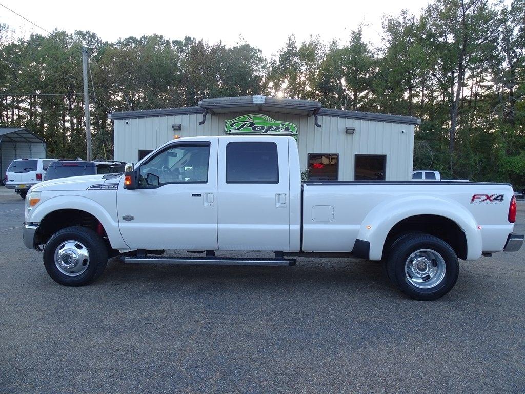 Ford F-350 SD King Ranch Crew Cab Long Bed DRW 4WD 2016