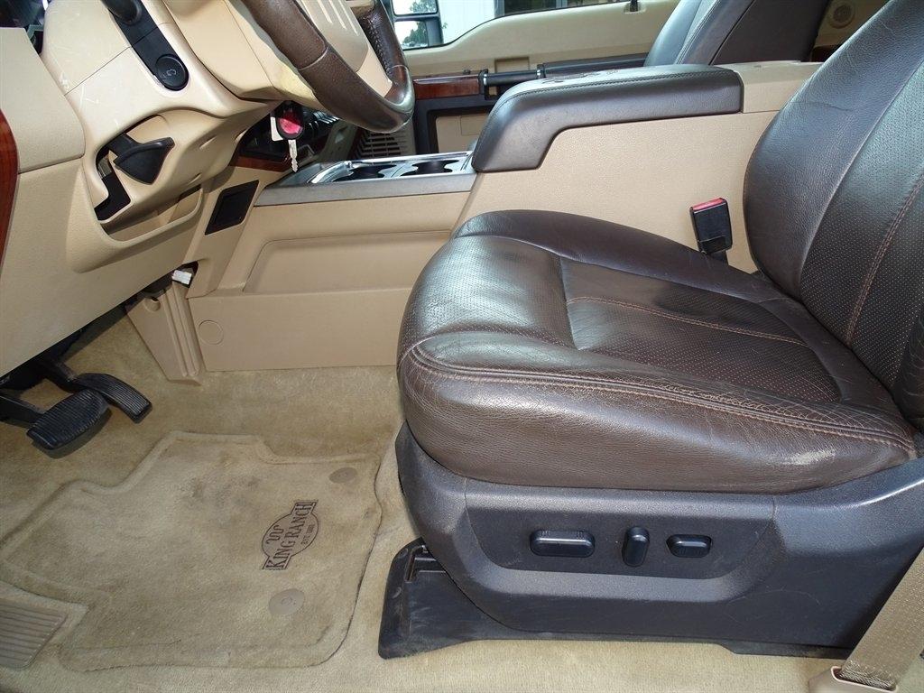 Ford F-350 SD King Ranch Crew Cab Long Bed DRW 4WD 2016