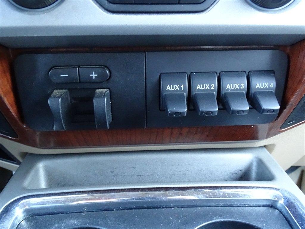 Ford F-350 SD King Ranch Crew Cab Long Bed DRW 4WD 2016