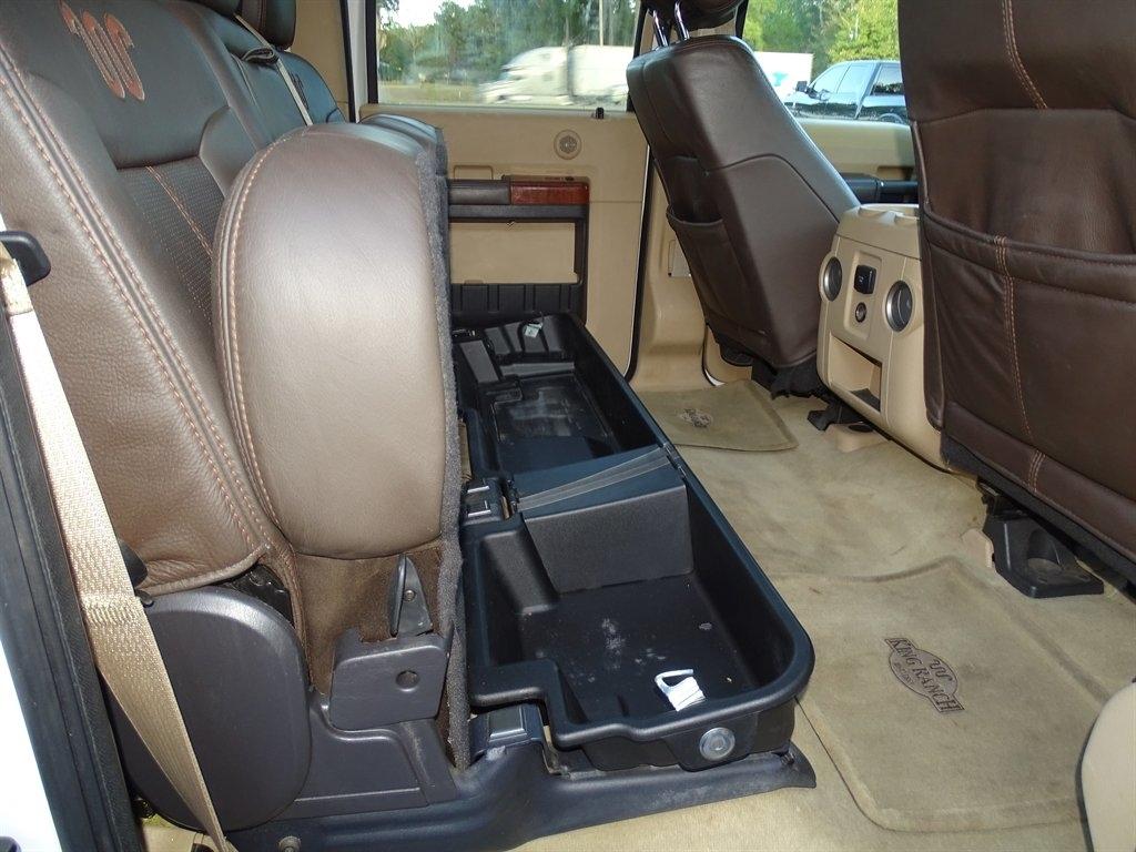 Ford F-350 SD King Ranch Crew Cab Long Bed DRW 4WD 2016