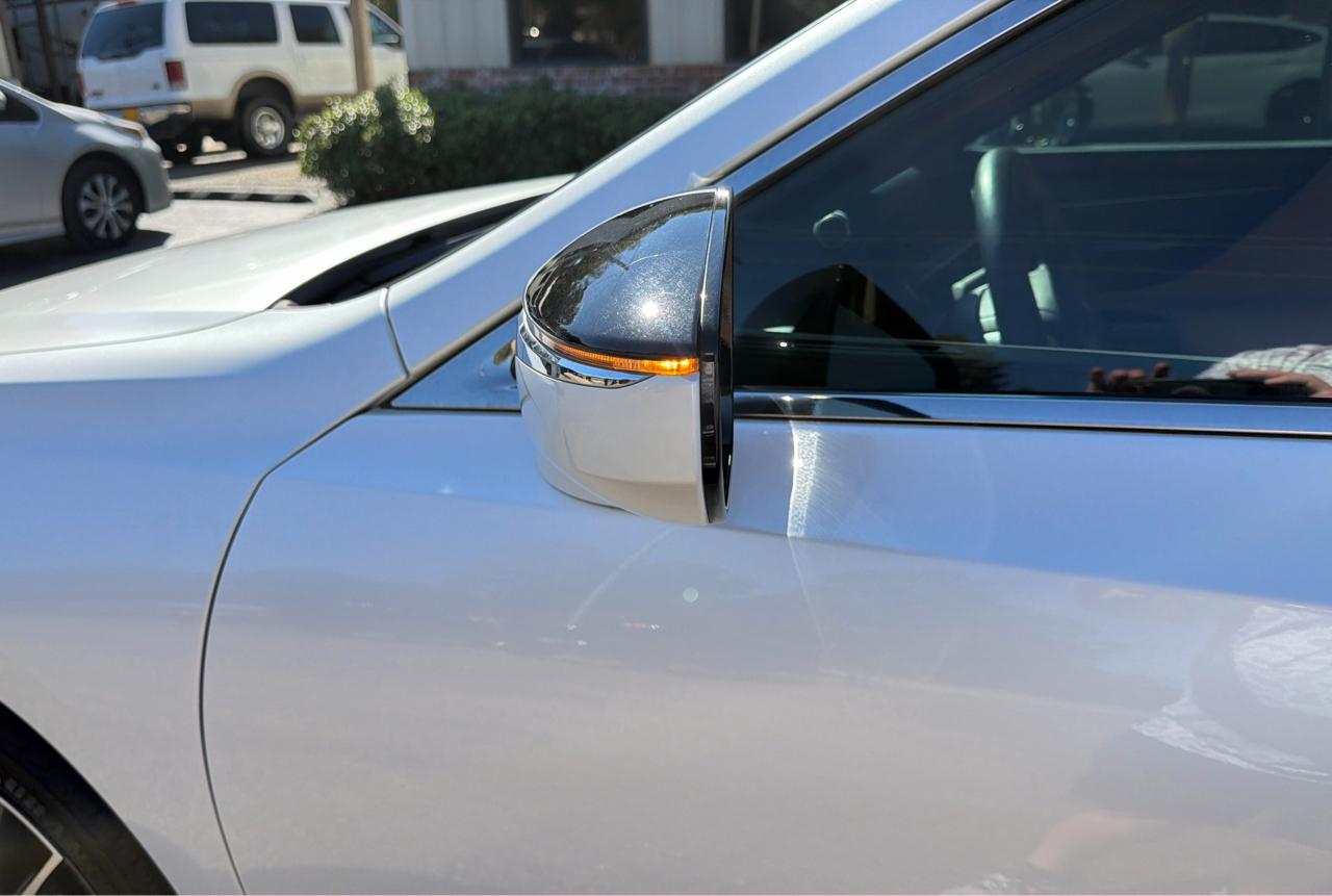 Lexus ES 250 Premium 2024