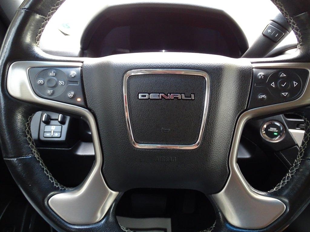 GMC Yukon XL Denali 2WD 2020