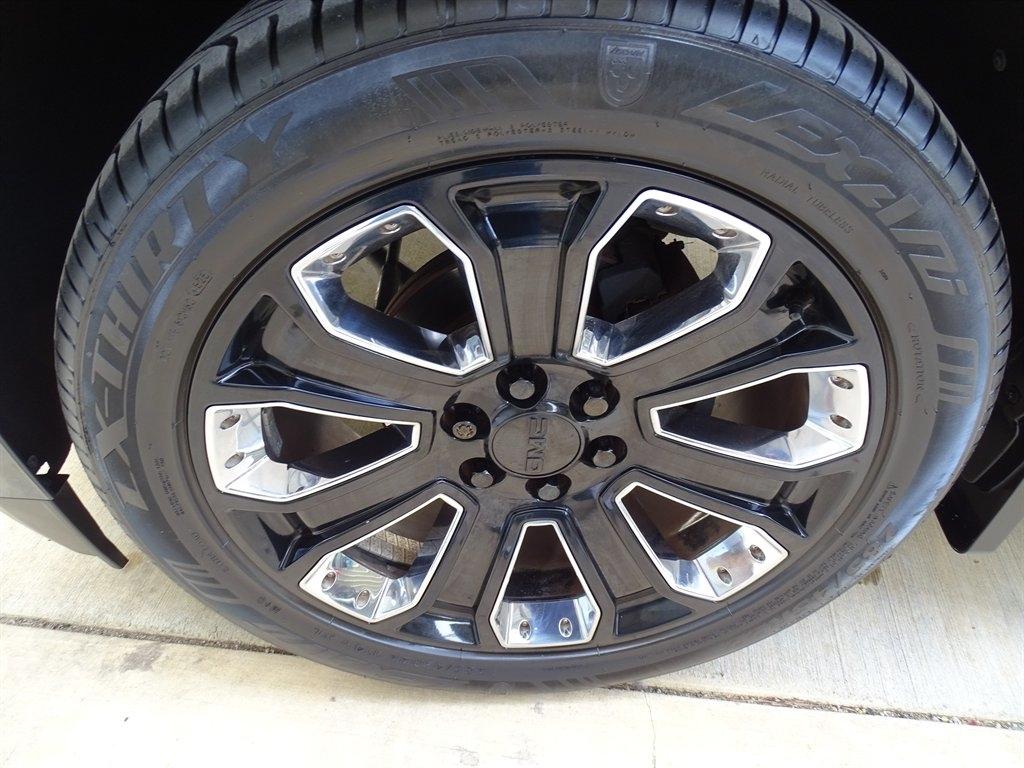 GMC Yukon XL Denali 2WD 2020