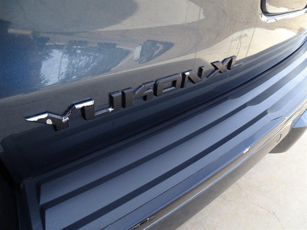 GMC Yukon XL Denali 2WD 2020