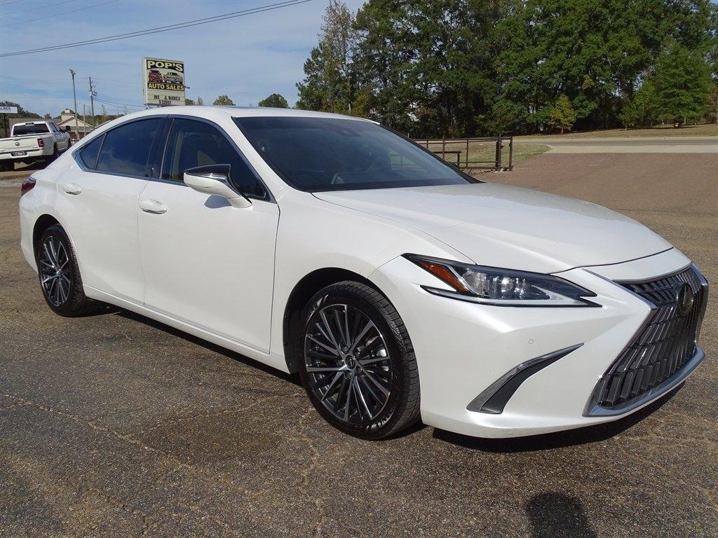 Lexus ES 250 Luxury AWD 2024