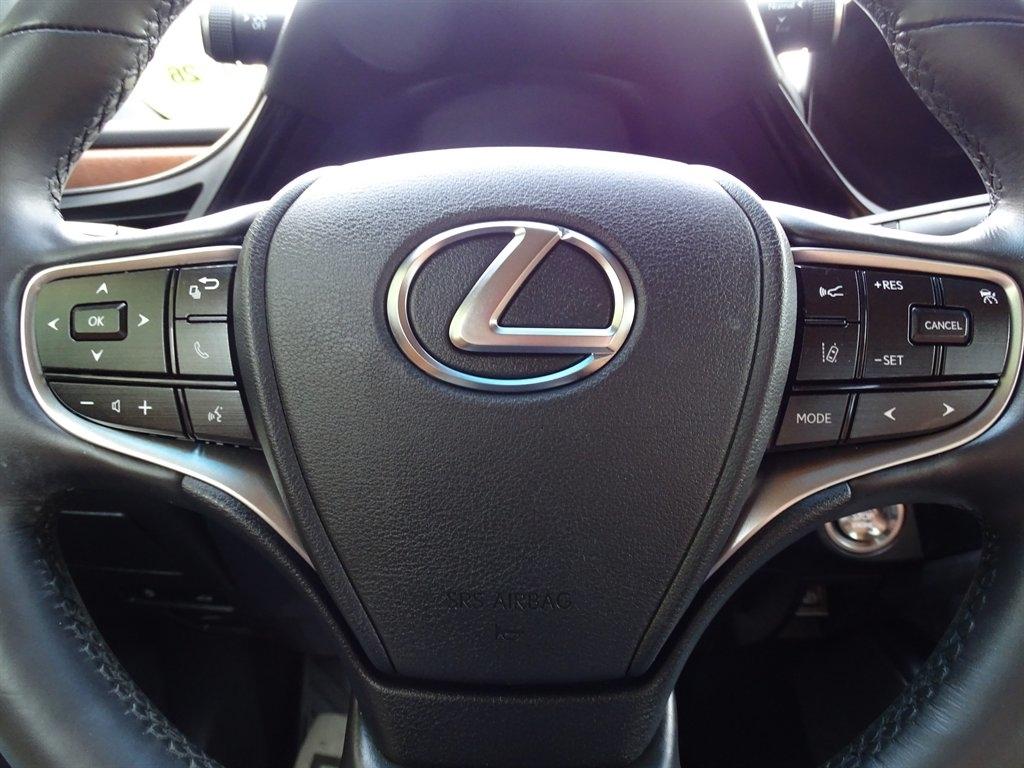 Lexus ES 250 Luxury AWD 2024