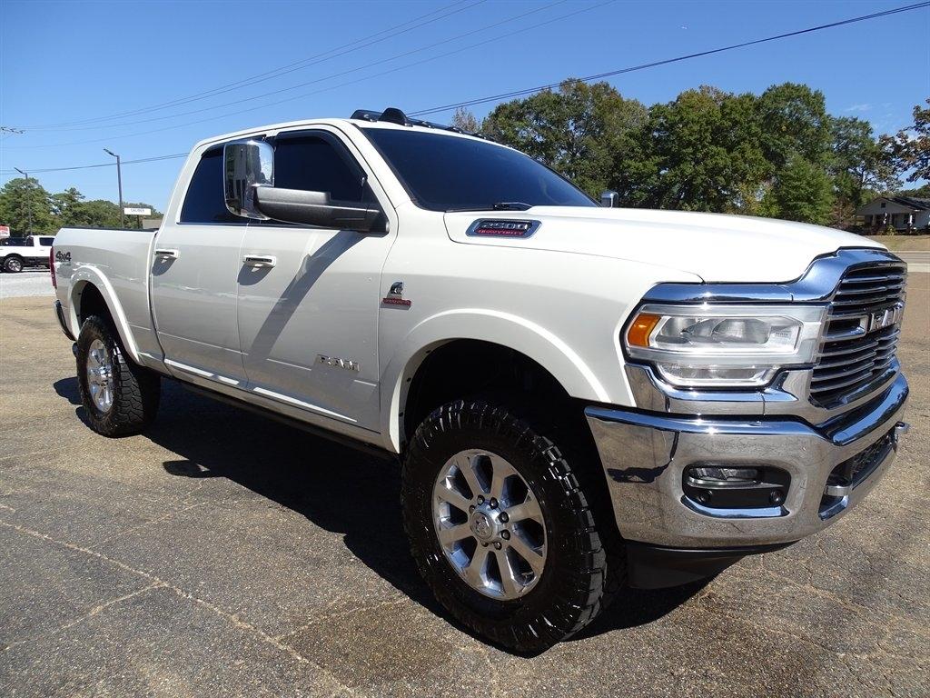 RAM 2500 Laramie Crew Cab SWB 4WD 2019