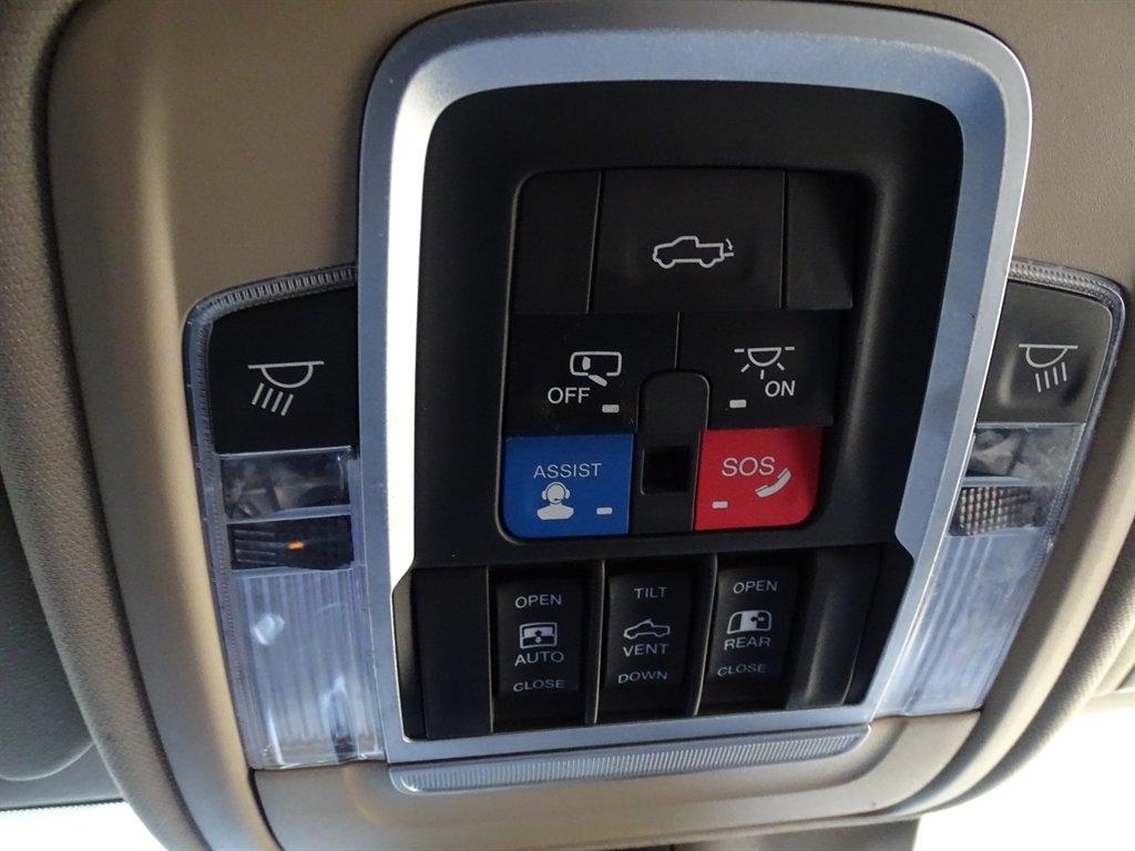 RAM 2500 Laramie Crew Cab SWB 4WD 2019