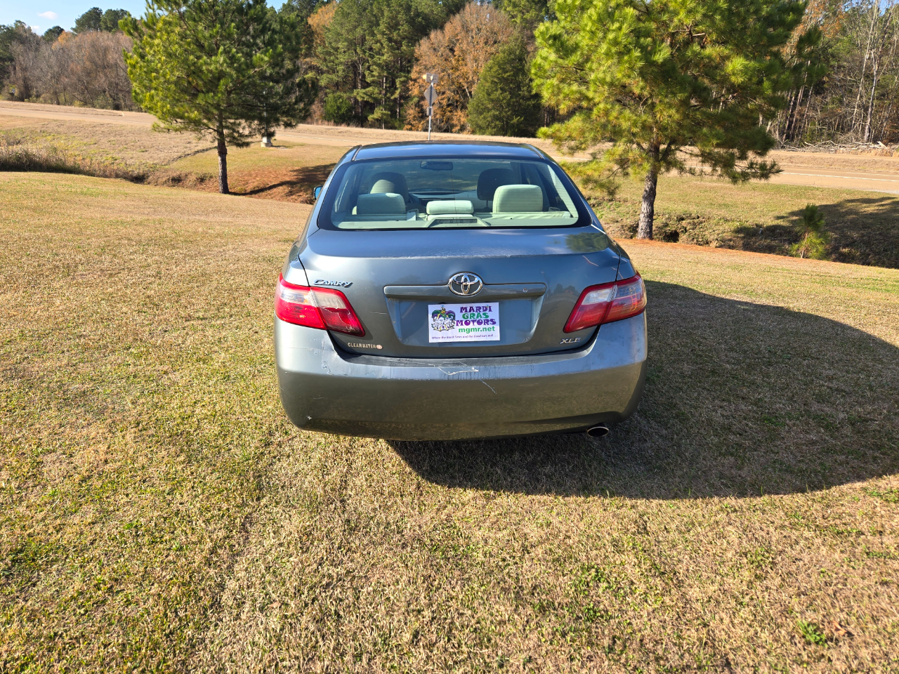 Toyota Camry XLE 5-Spd AT 2009