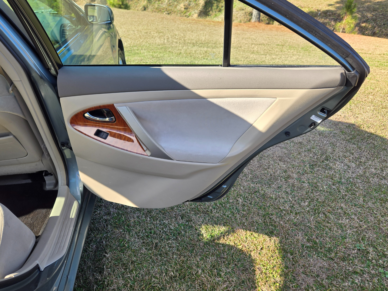 Toyota Camry XLE 5-Spd AT 2009