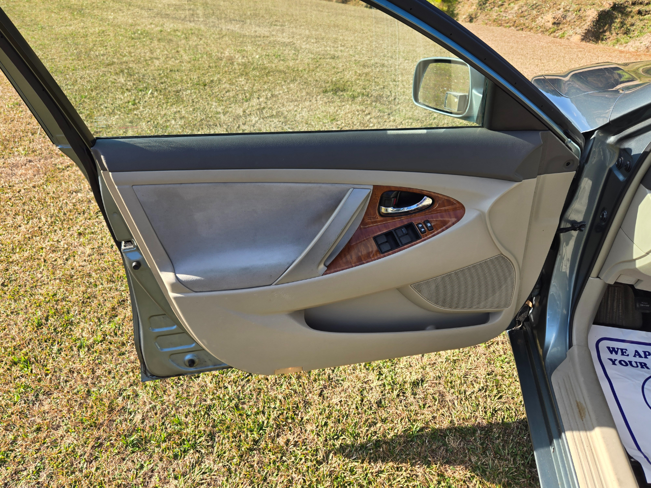 Toyota Camry XLE 5-Spd AT 2009