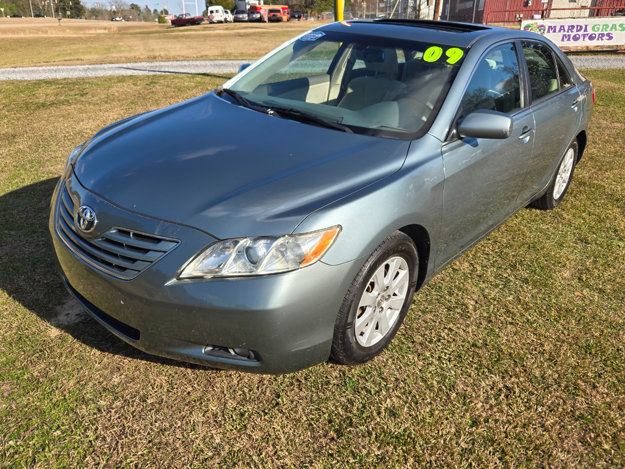 Toyota Camry XLE 5-Spd AT 2009