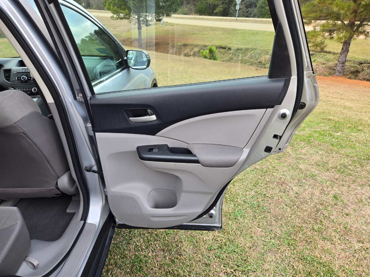 Honda CR-V LX 2WD 5-Speed AT 2013