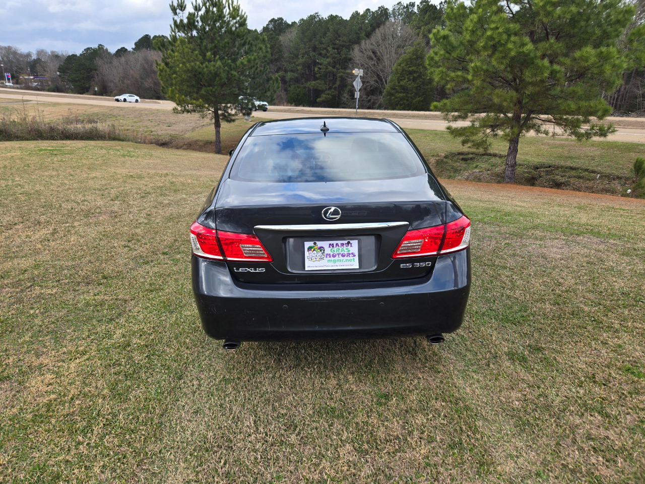 Lexus ES 350 Sedan 2010