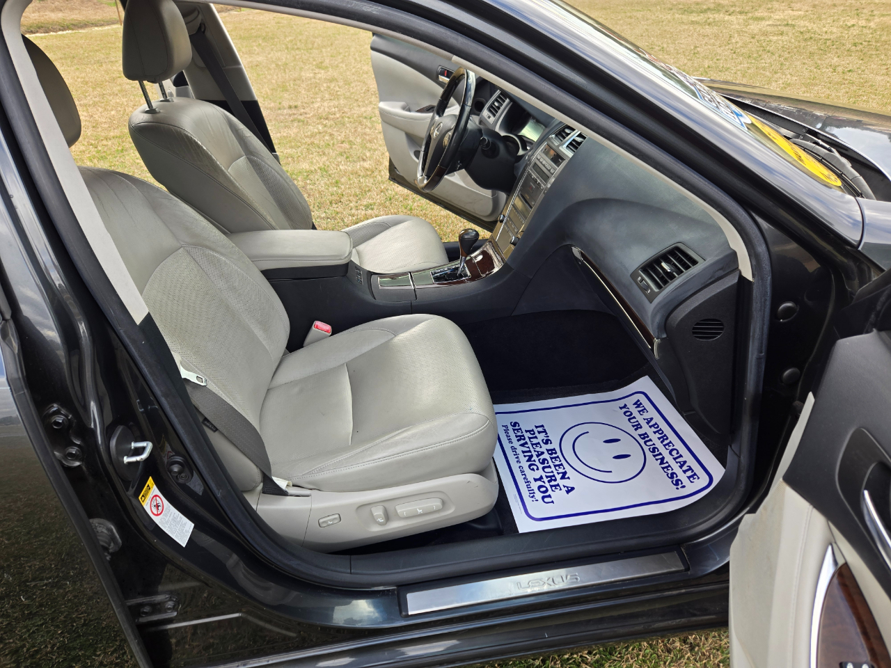 Lexus ES 350 Sedan 2010