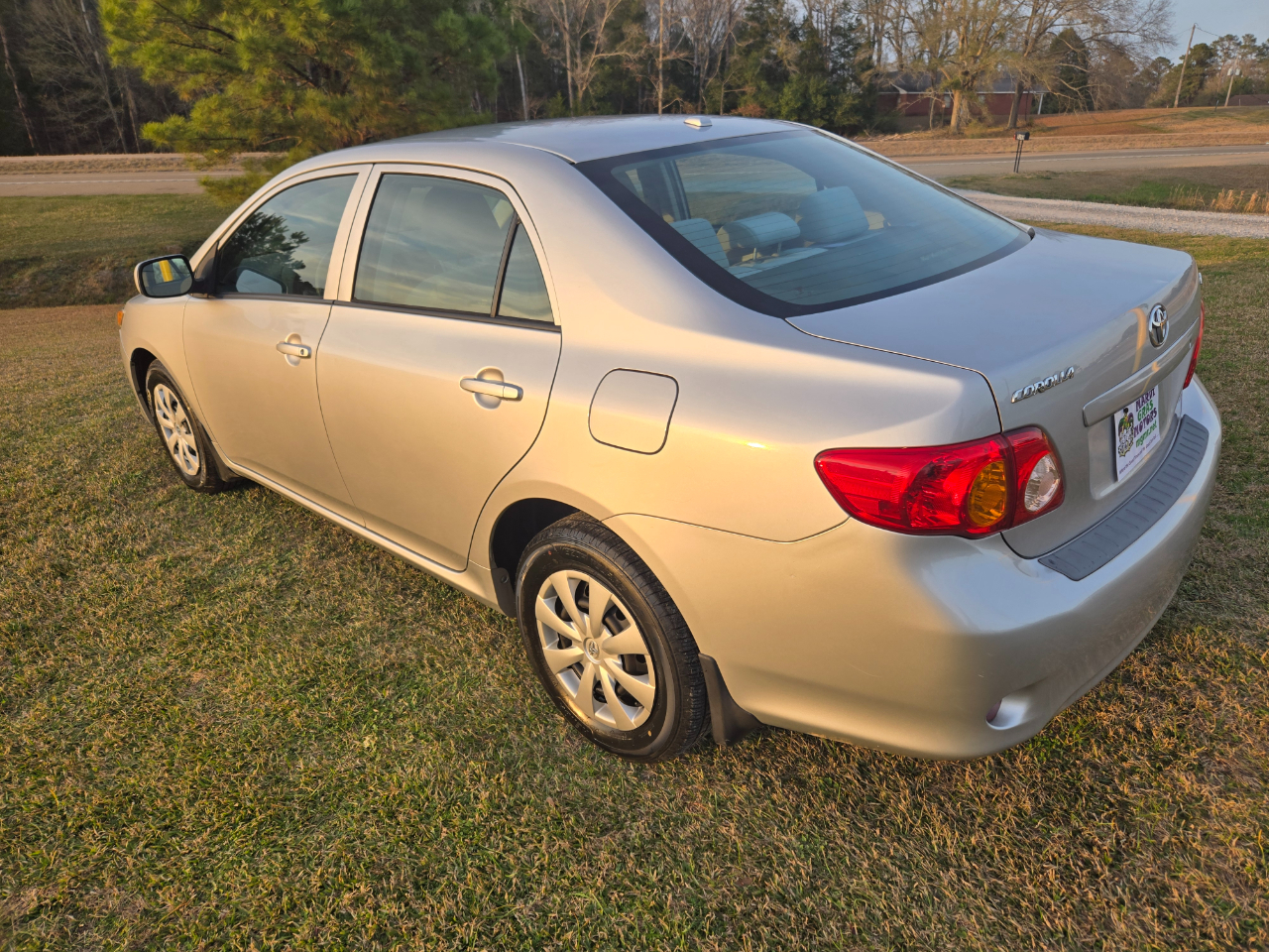Toyota Corolla LE 2010