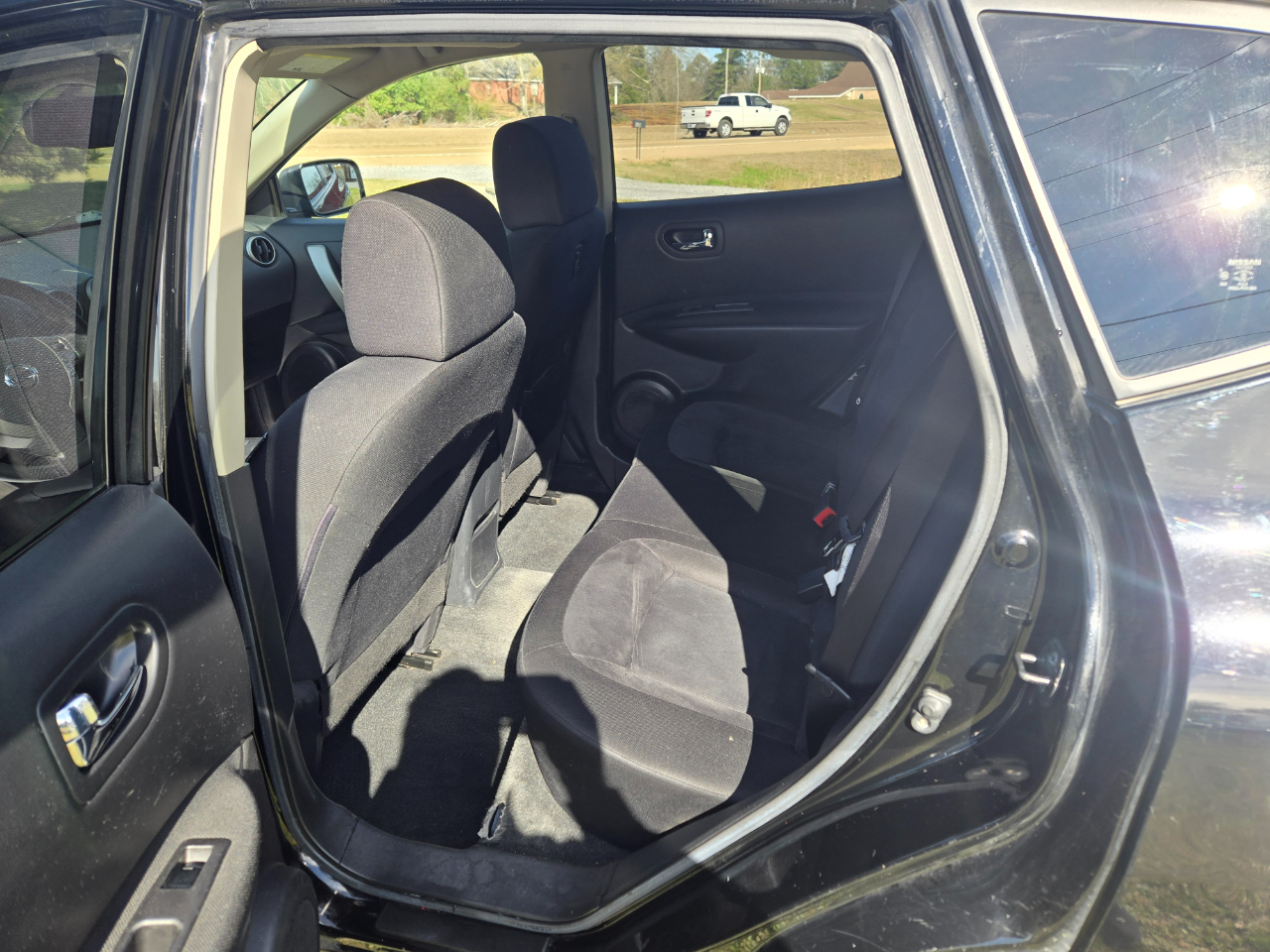 Nissan Rogue S AWD 2010