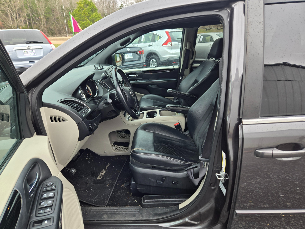 Dodge Grand Caravan SXT 2017