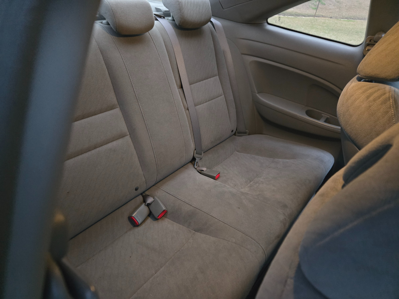 Honda Civic LX Coupe 5-Speed MT 2010