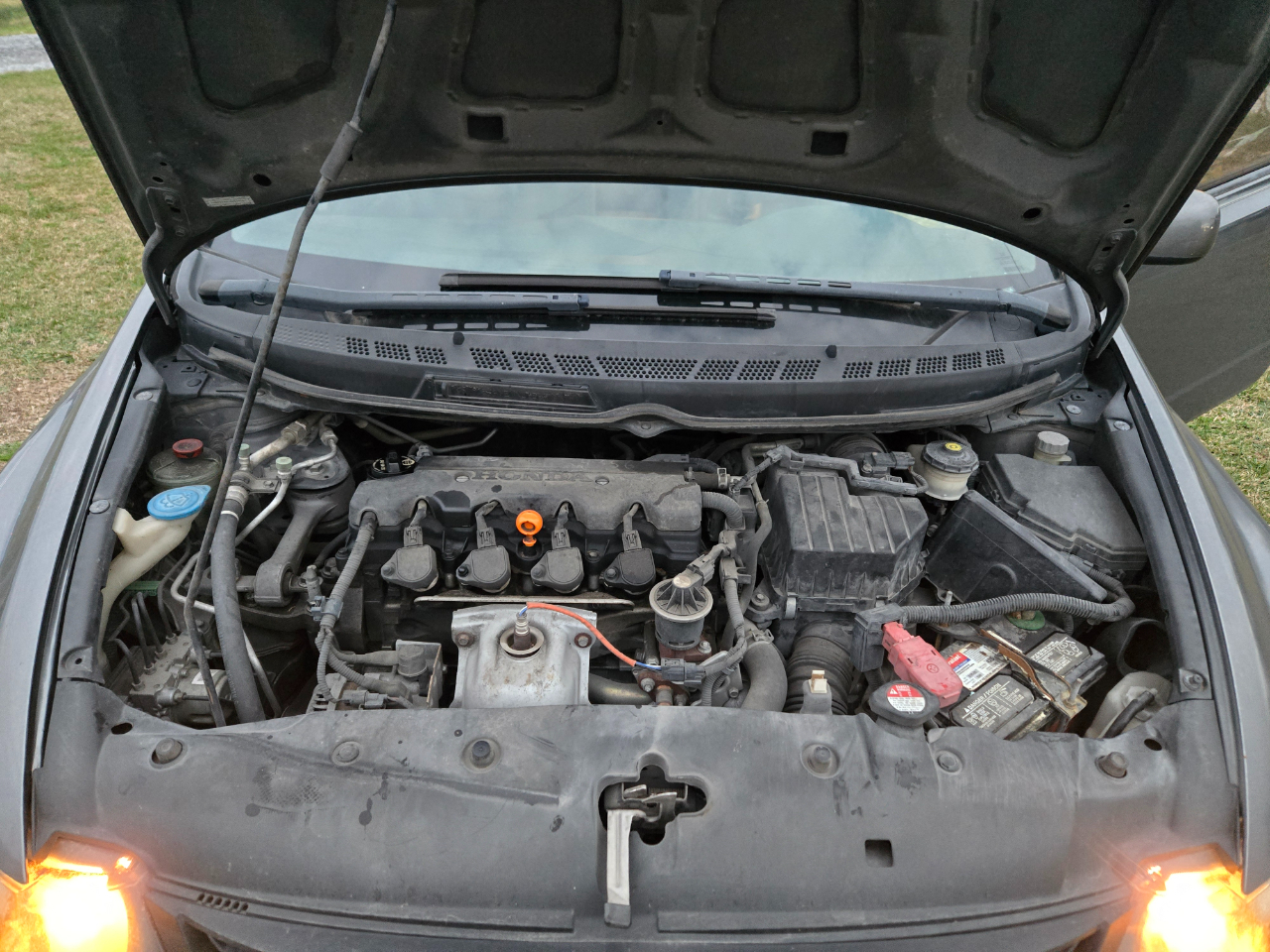 Honda Civic LX Coupe 5-Speed MT 2010